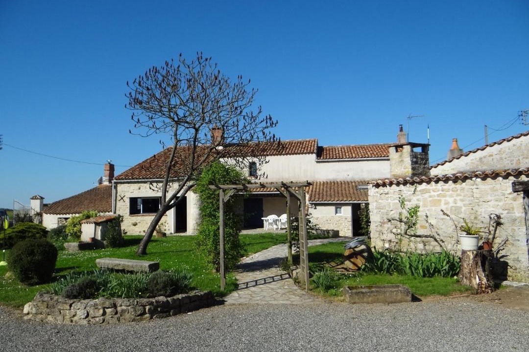 Photo of Buildings in Corpe