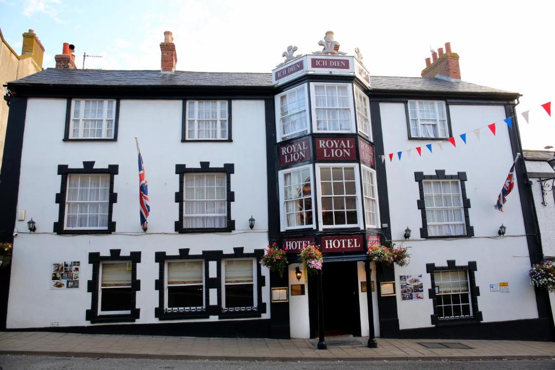 Photo of Buildings in Lyme Regis