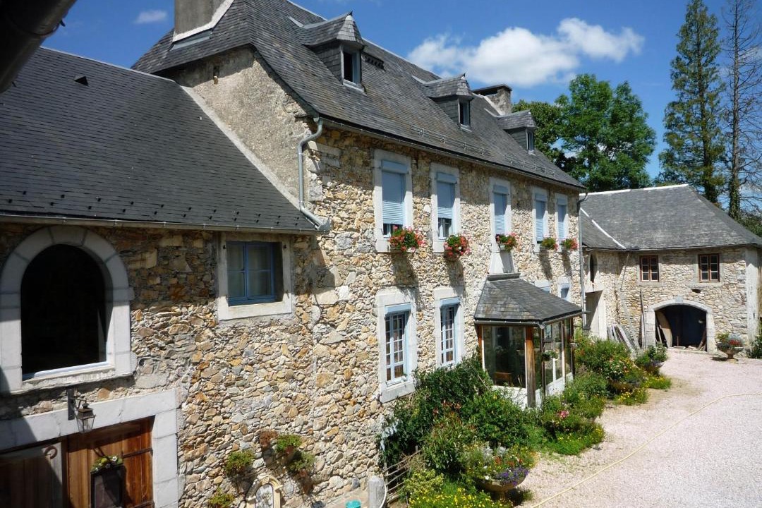 Photo of Others in Clarac