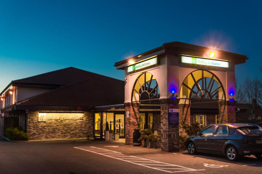 Photo of Buildings in Alwalton