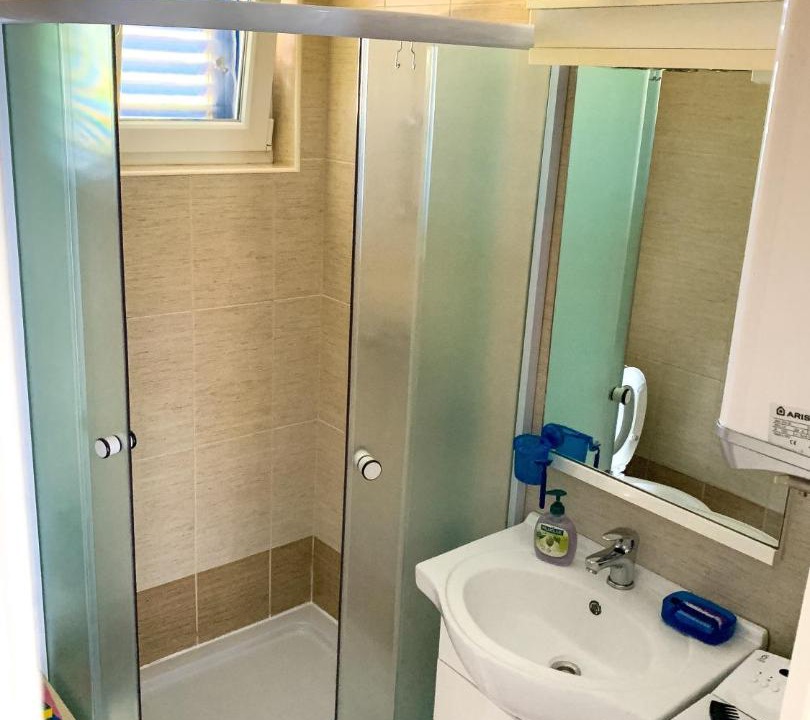 Photo of Bathroom in Verunic