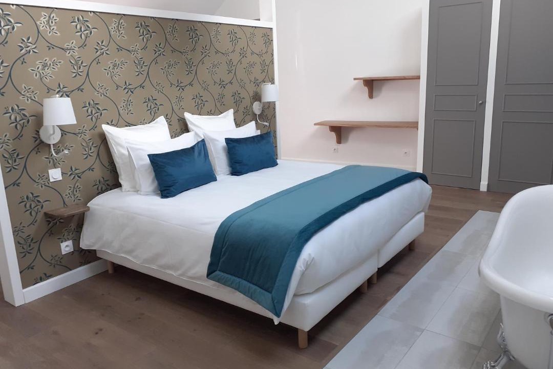 Photo of Others in Meursault