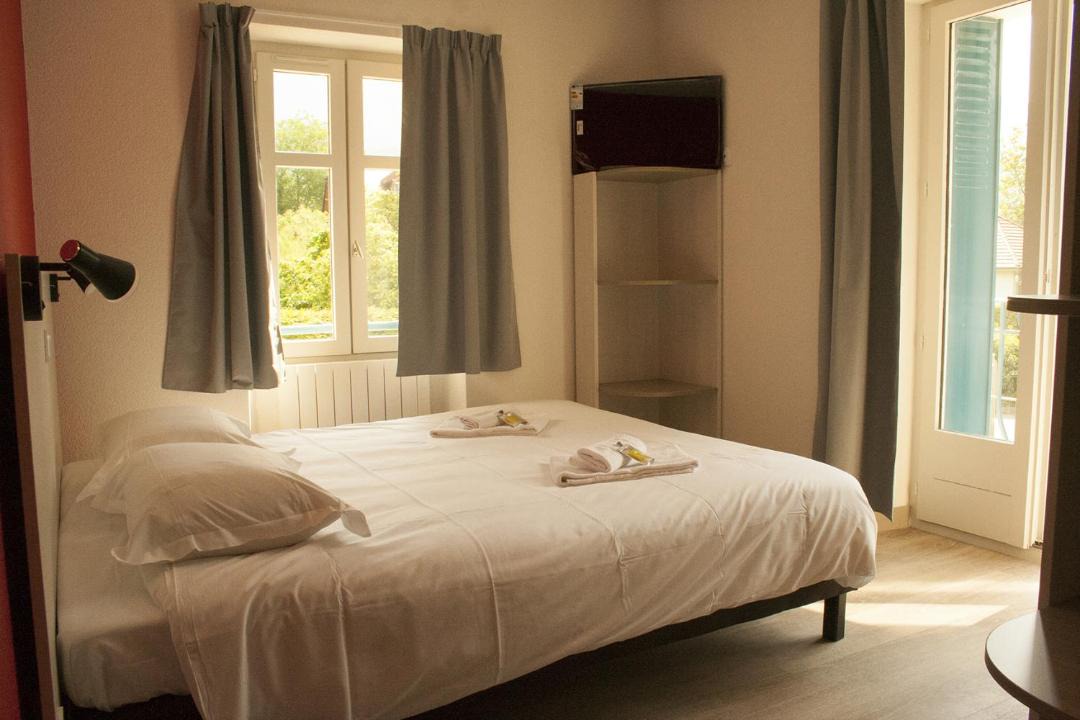 Photo of Bedroom in Menthon-Saint-Bernard