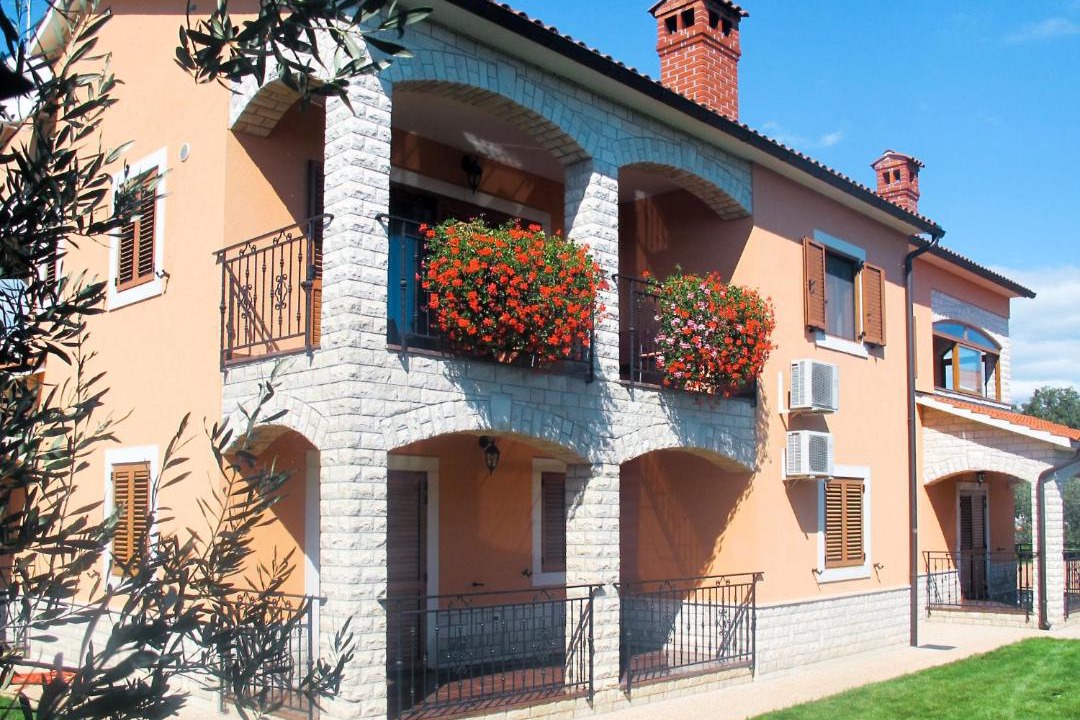 Photo of Buildings in Rakalj