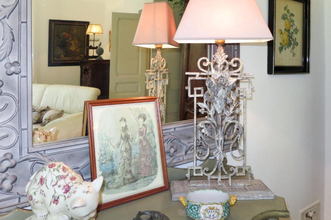 Photo of Others in Galeria