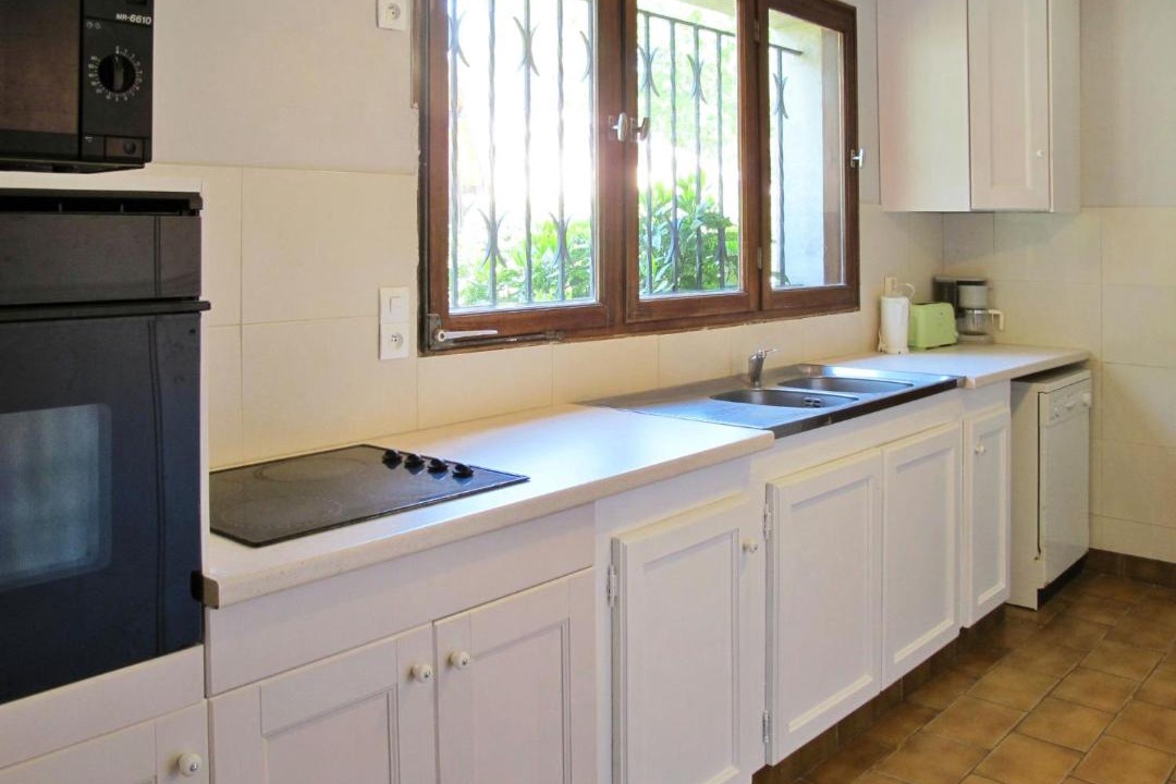 Photo of Others in Uza