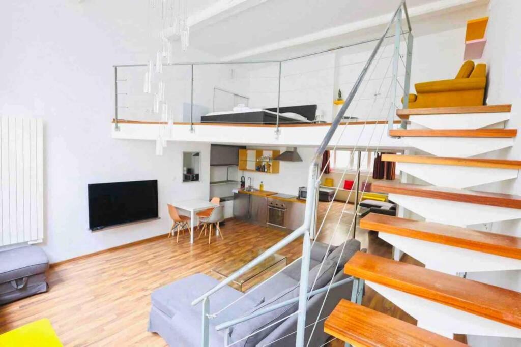 Photo of Livingroom in Nancy City Centre