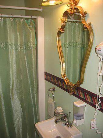 Photo of Bathroom in Troy