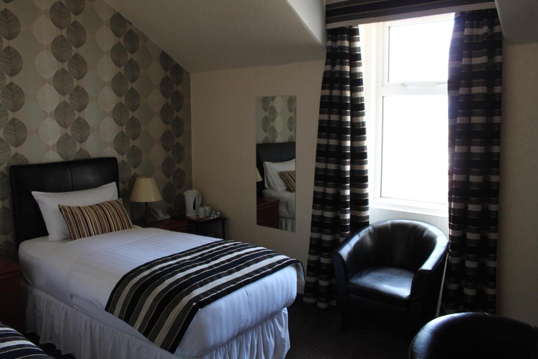 Photo of Others in Kirkwall