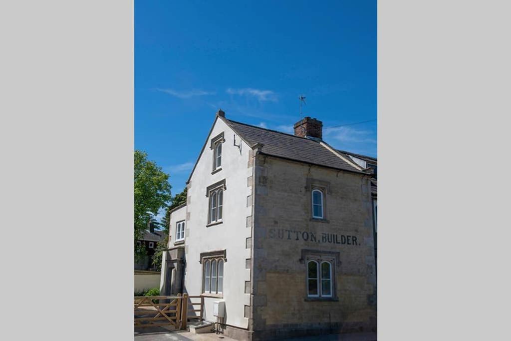 Photo of Others in Calne