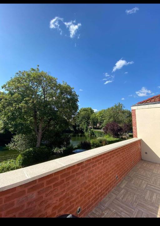 Photo of Others in Arras