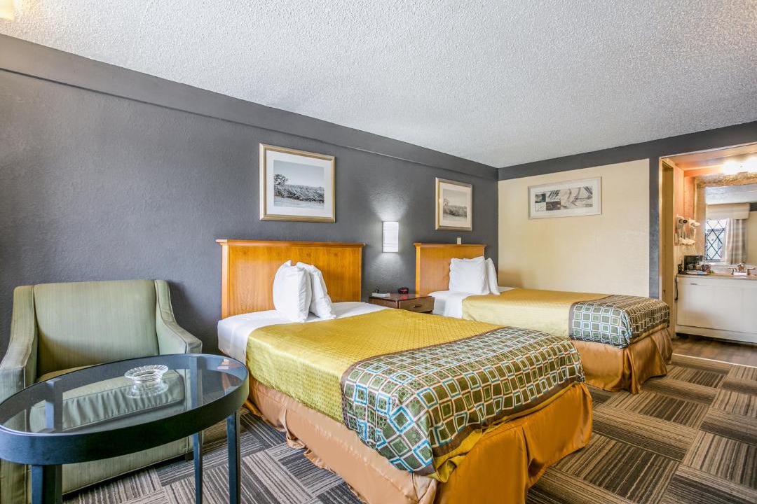 Photo of Others in Camp Hill