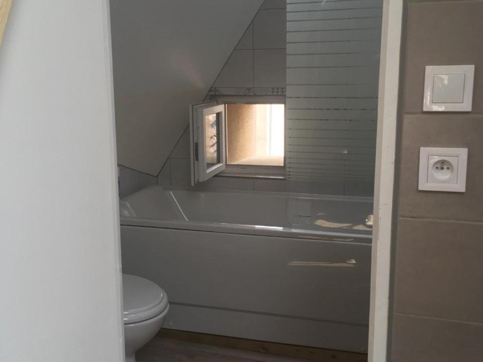 Photo of Bathroom in Saint-Yrieix-la-Perche