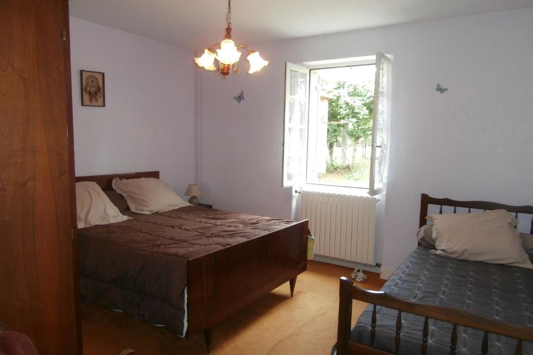 Photo of Bedroom in Saint-Georges-de-Montclard