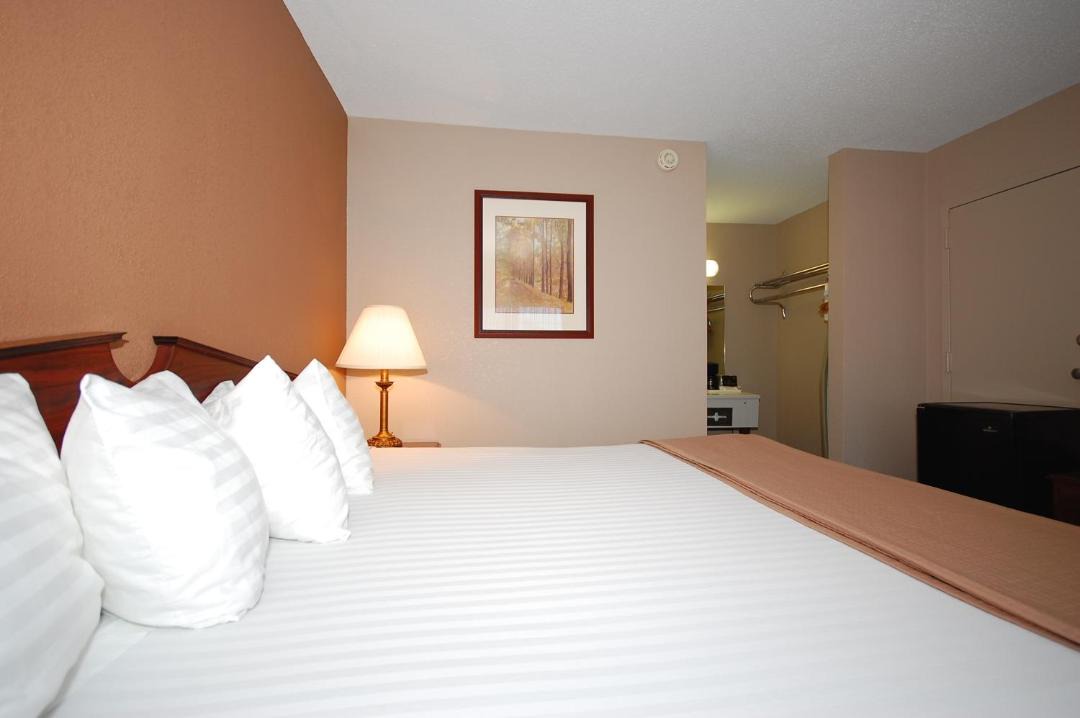 Photo of Bedroom in Garden City