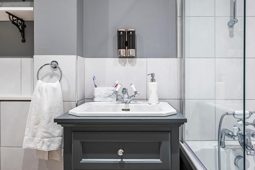 Photo of Bathroom in Tilbury