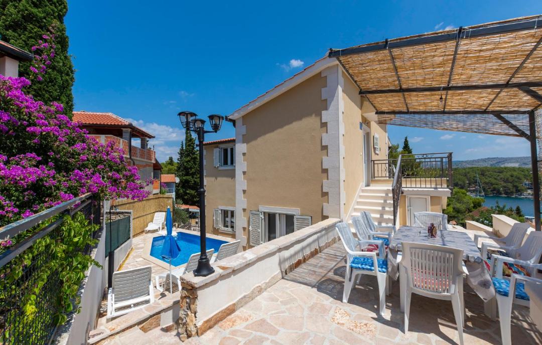 Photo of Patio Balcony in Cove Osibova (Milna)