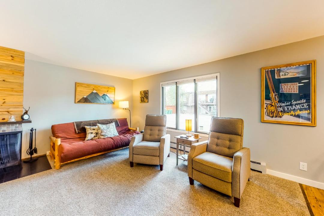 Photo of Livingroom in Dillon