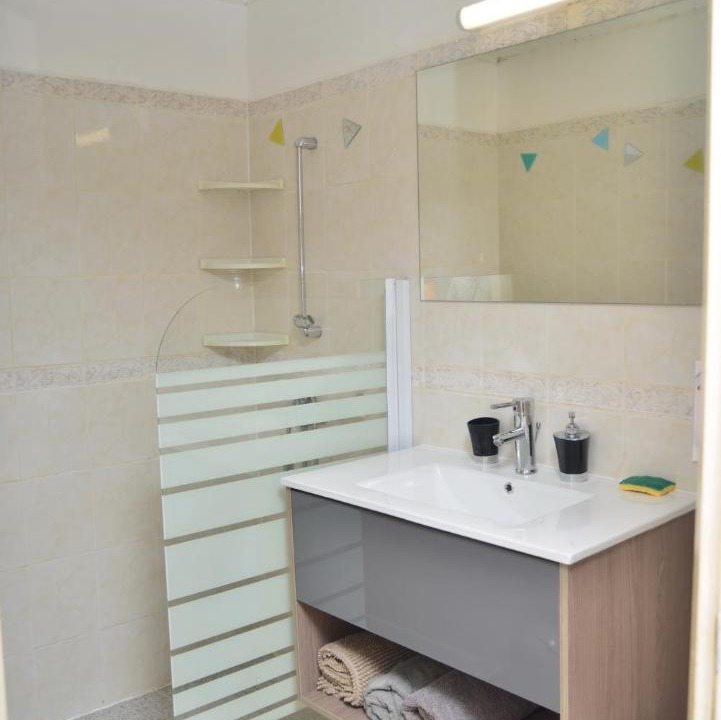 Photo of Bathroom in Villematier