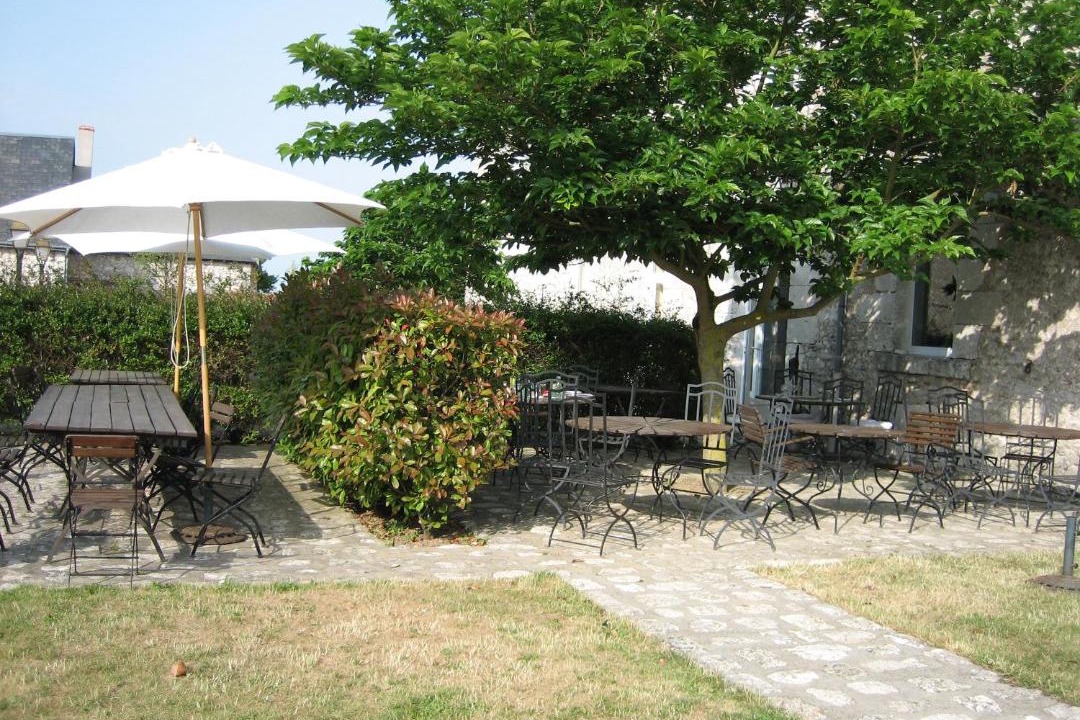 Photo of Others in Avaray