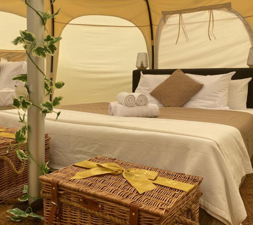 Photo of Others in Blond