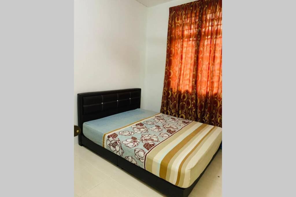 Photo of Bedroom in Durian Tunggal