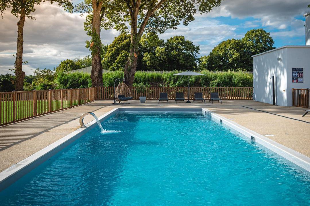 Photo of Others in Roiffe