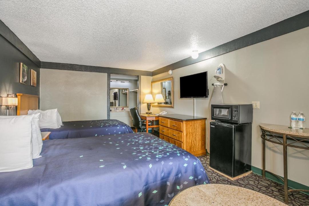 Photo of Others in Camp Hill