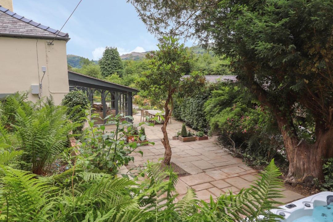 Photo of Others in Acrefair