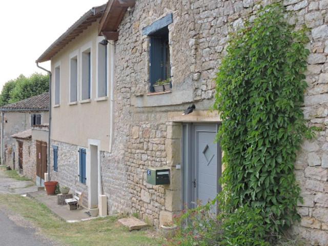 Photo of Buildings in Montricoux
