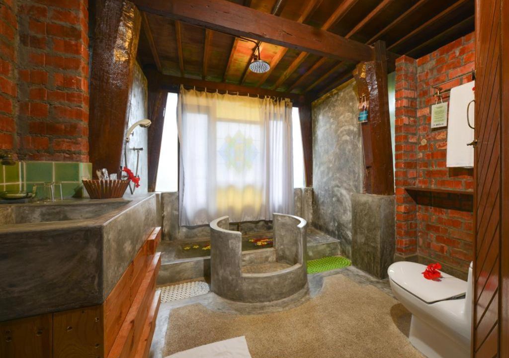 Photo of Bathroom in Kampung Shee Tan