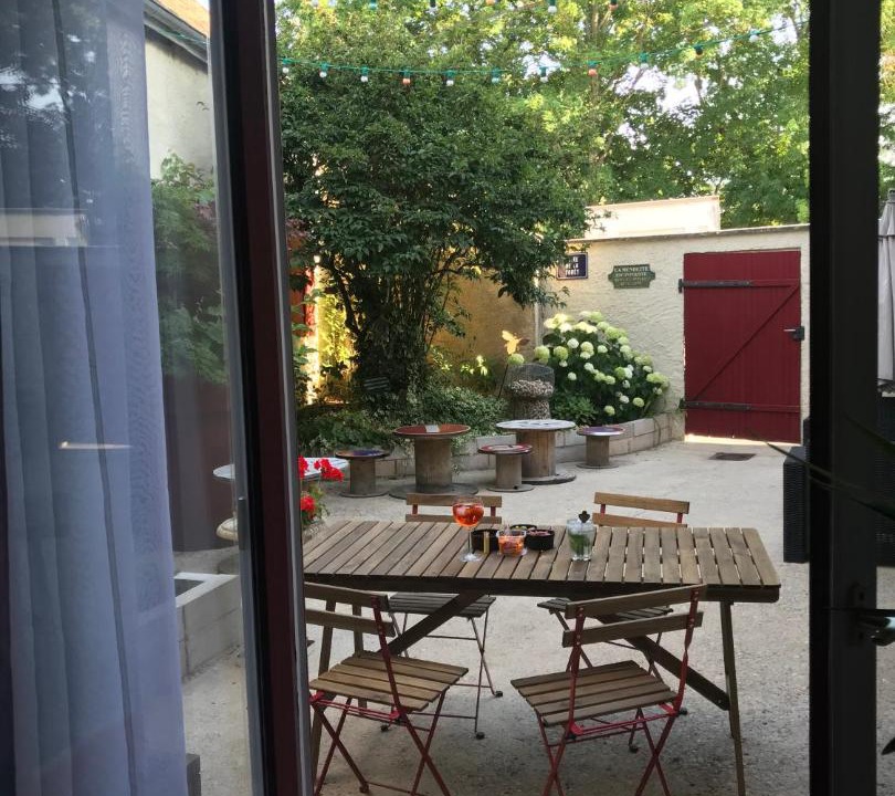 Photo of Others in Moussy