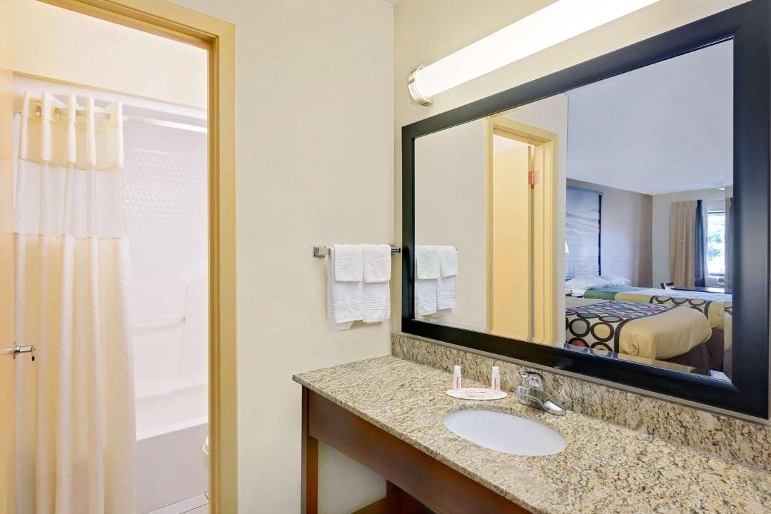 Photo of Bathroom in Laurel