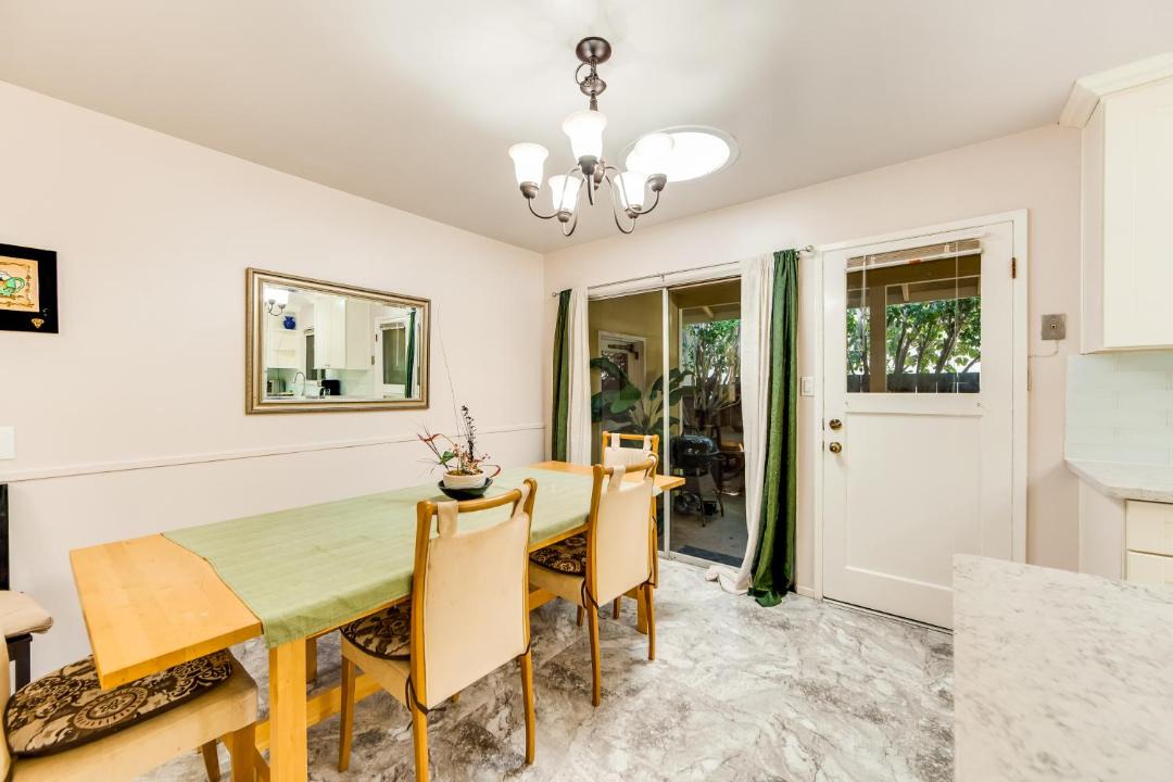 Photo of Livingroom in Westside Santa Cruz