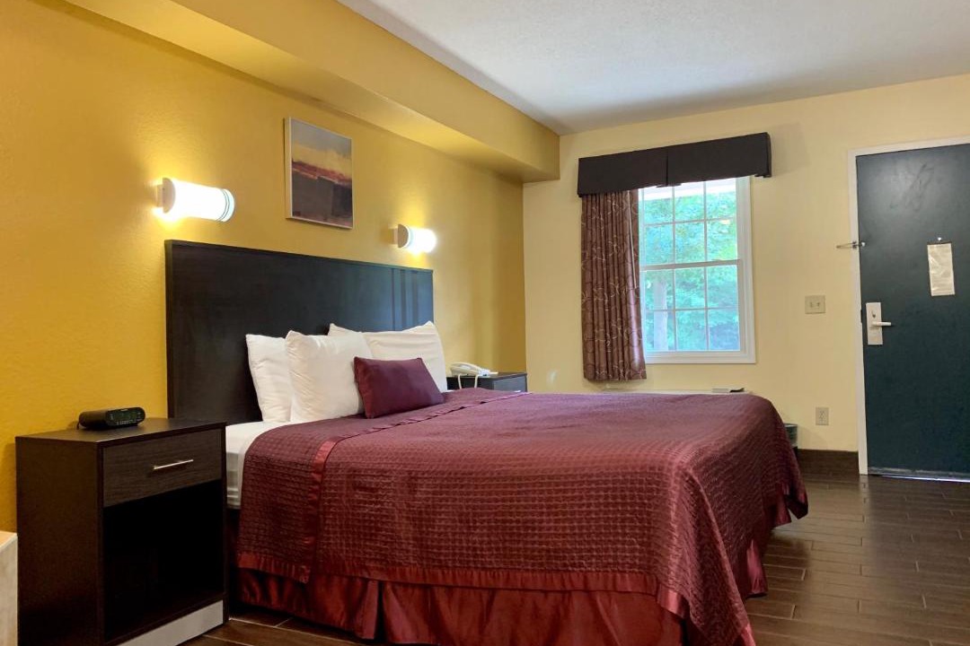 Photo of Bedroom in Upper Marlboro
