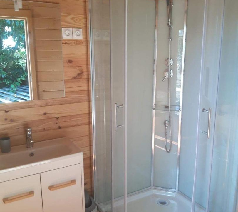 Photo of Bathroom in Saint-Ouen-de-Mimbre