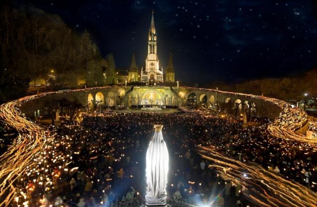 Photo of Others in Lourdes