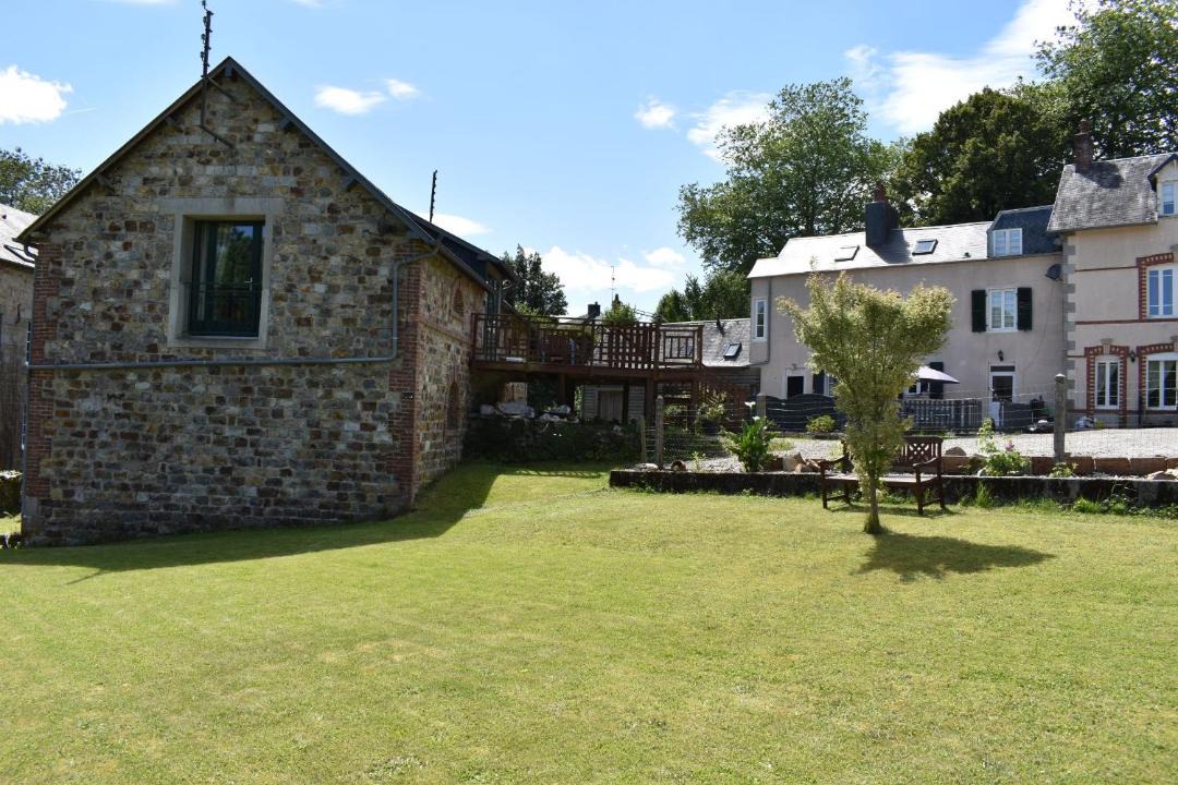 Photo of Others in Le Neufbourg