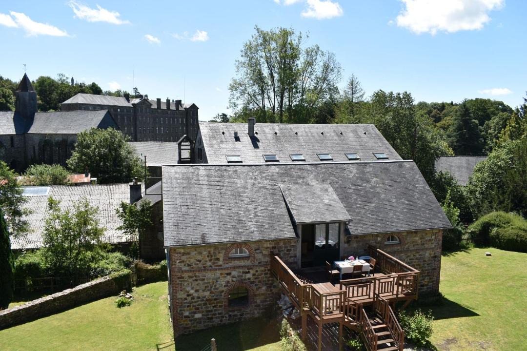 Photo of Buildings in Le Neufbourg