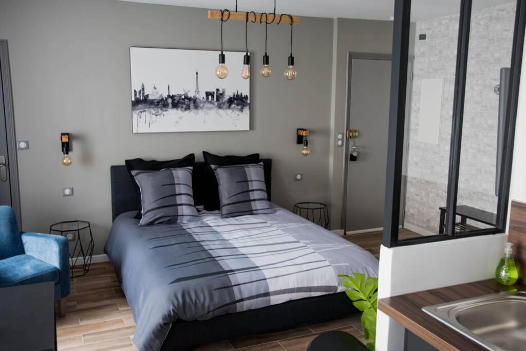 Photo of Bedroom in Corbeil-Essonnes