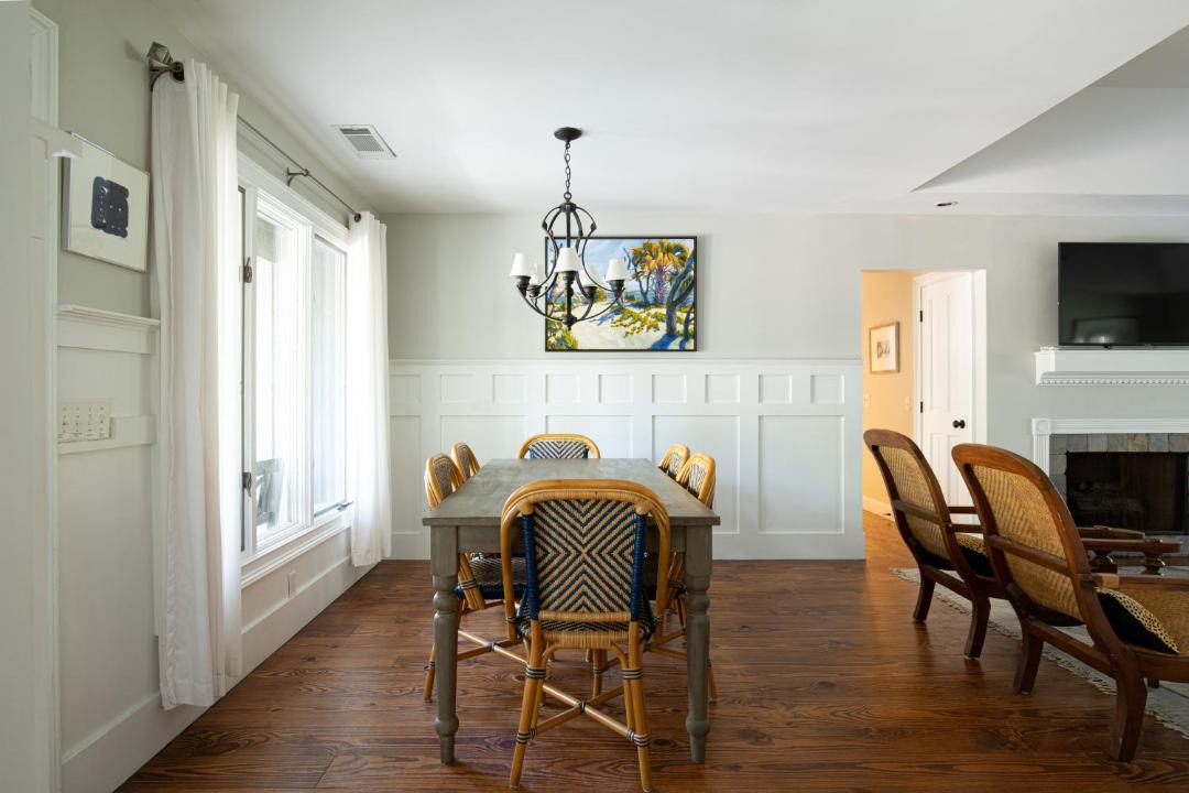 Photo of Livingroom in West Beach
