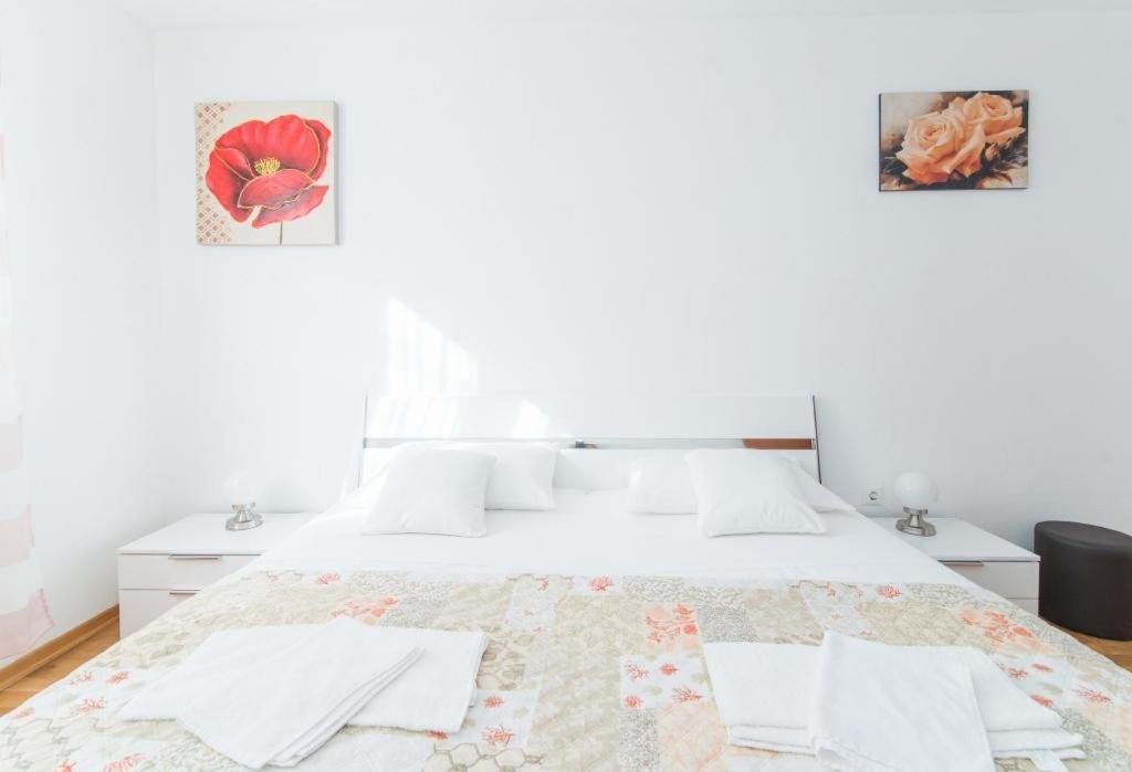Photo of Bedroom in Supetar