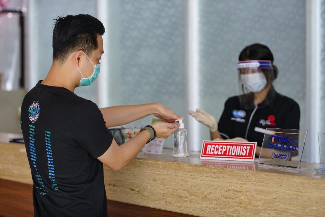 Photo of Human In Picture in Astana Anyar