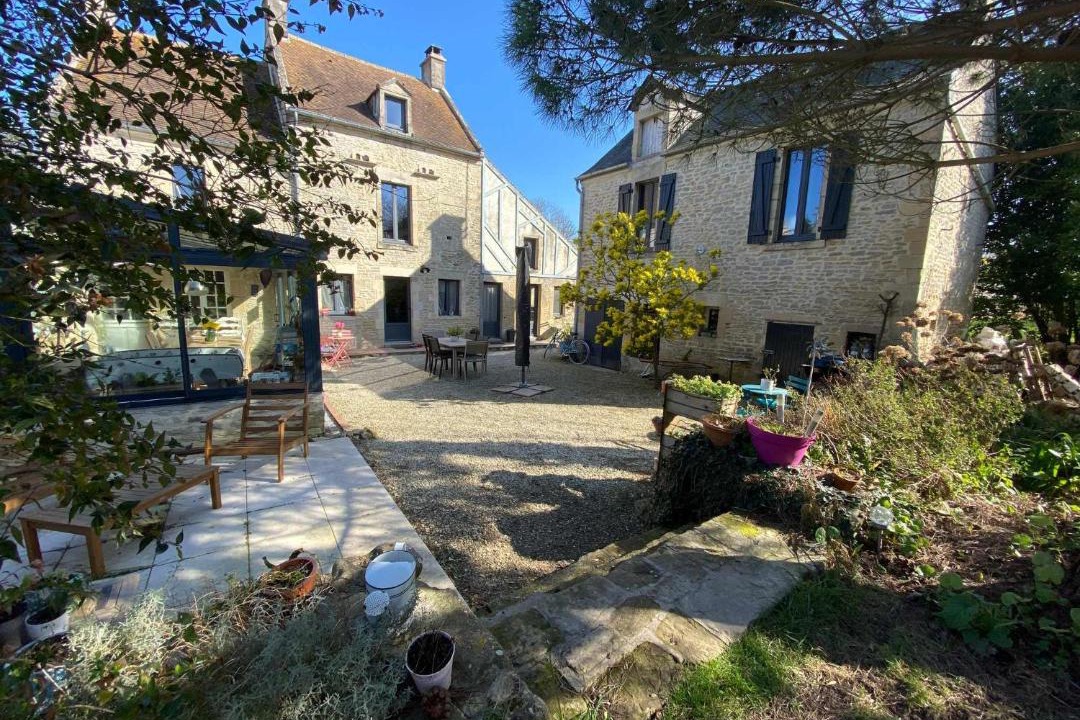 Photo of Others in Ver-sur-Mer