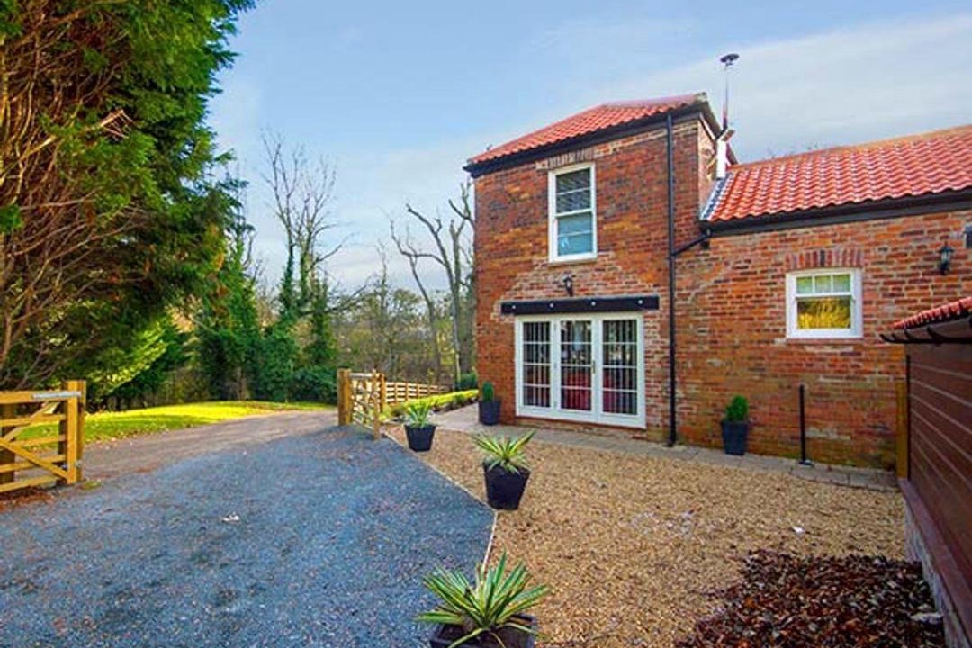 Photo of Buildings in Carlton-in-Cleveland