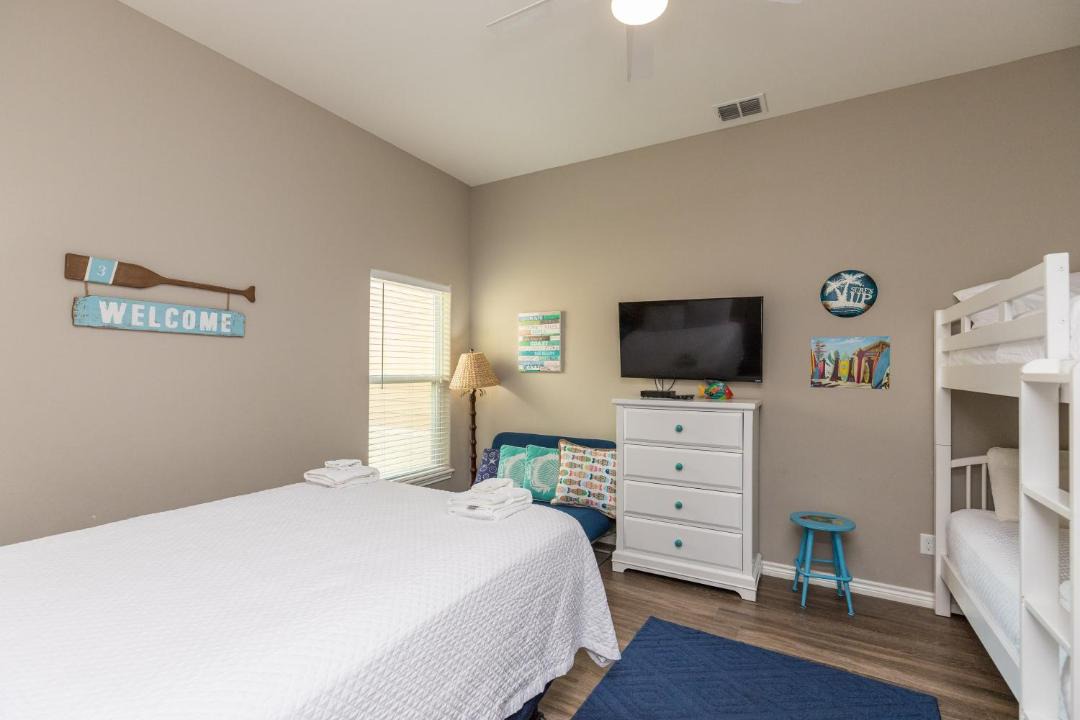 Photo of Bedroom in Corpus Christi