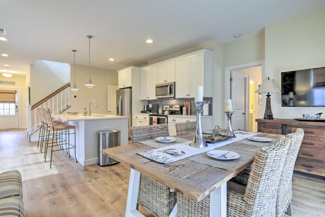 Photo of Others in Savannah's Landing