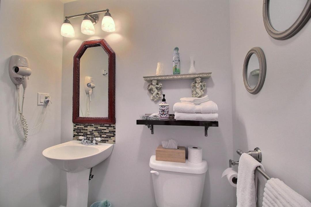 Photo of Bathroom in Normandin