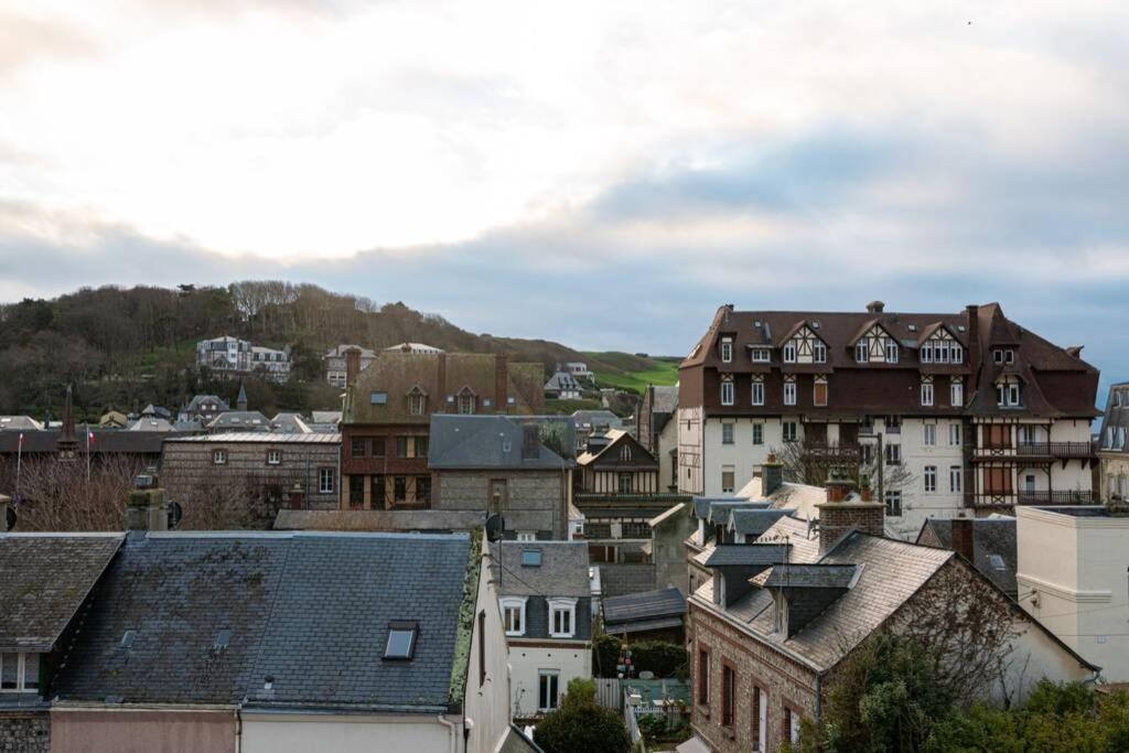 Photo of Others in Etretat