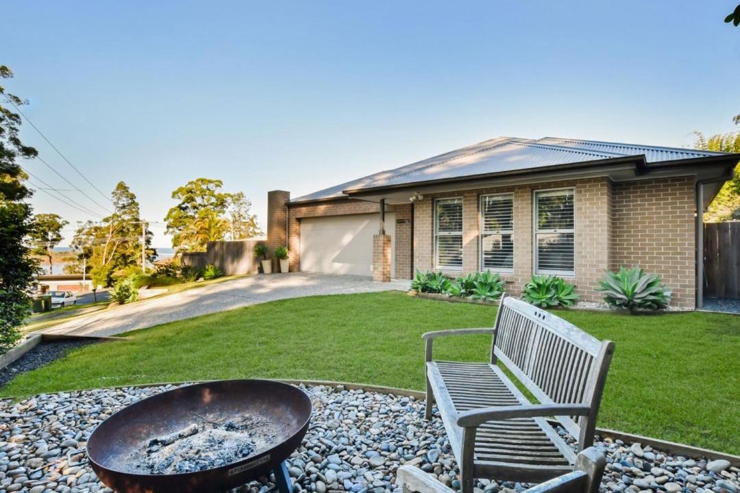 Photo of Buildings in Smiths Lake
